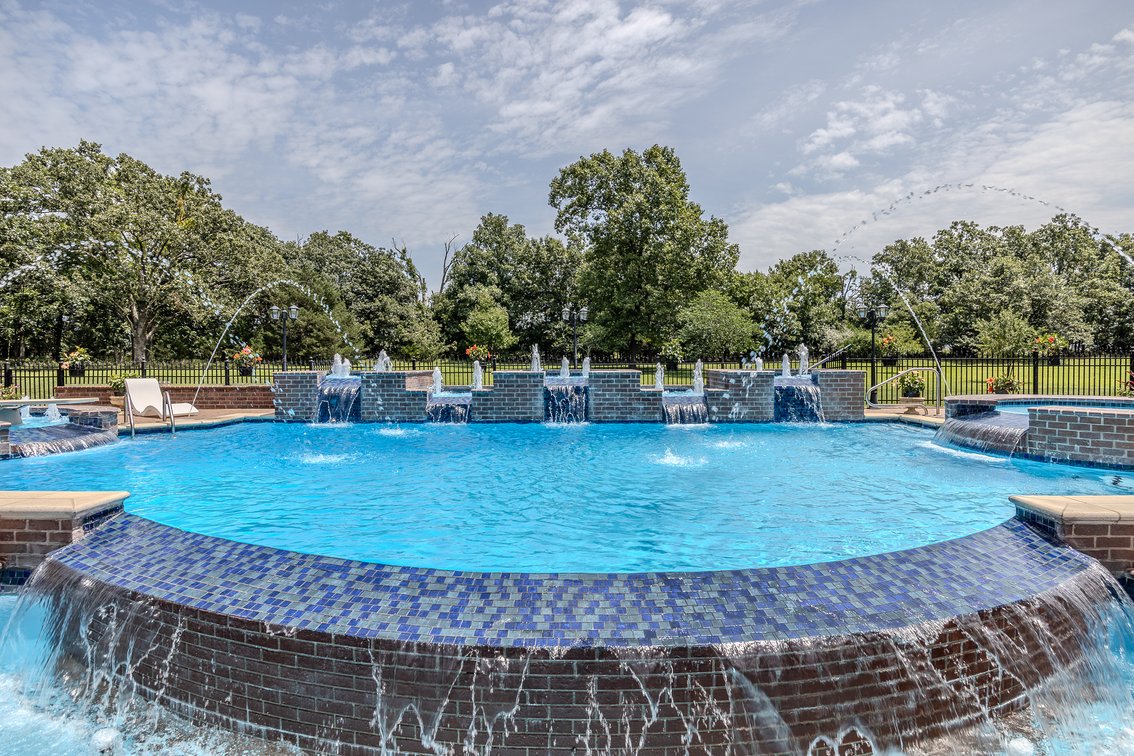 Image for Luxury Home on 6.96± acres  in Lebanon, Missouri