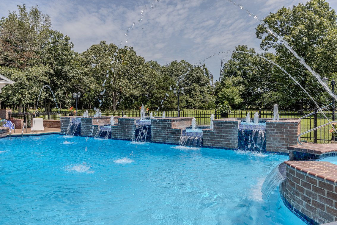 Image for Luxury Home on 6.96± acres  in Lebanon, Missouri