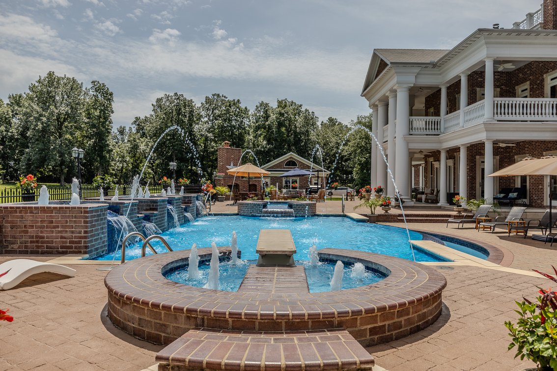 Image for Luxury Home on 6.96± acres  in Lebanon, Missouri