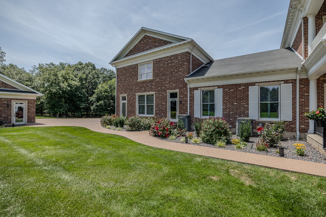 Image for Luxury Home on 6.96± acres  in Lebanon, Missouri