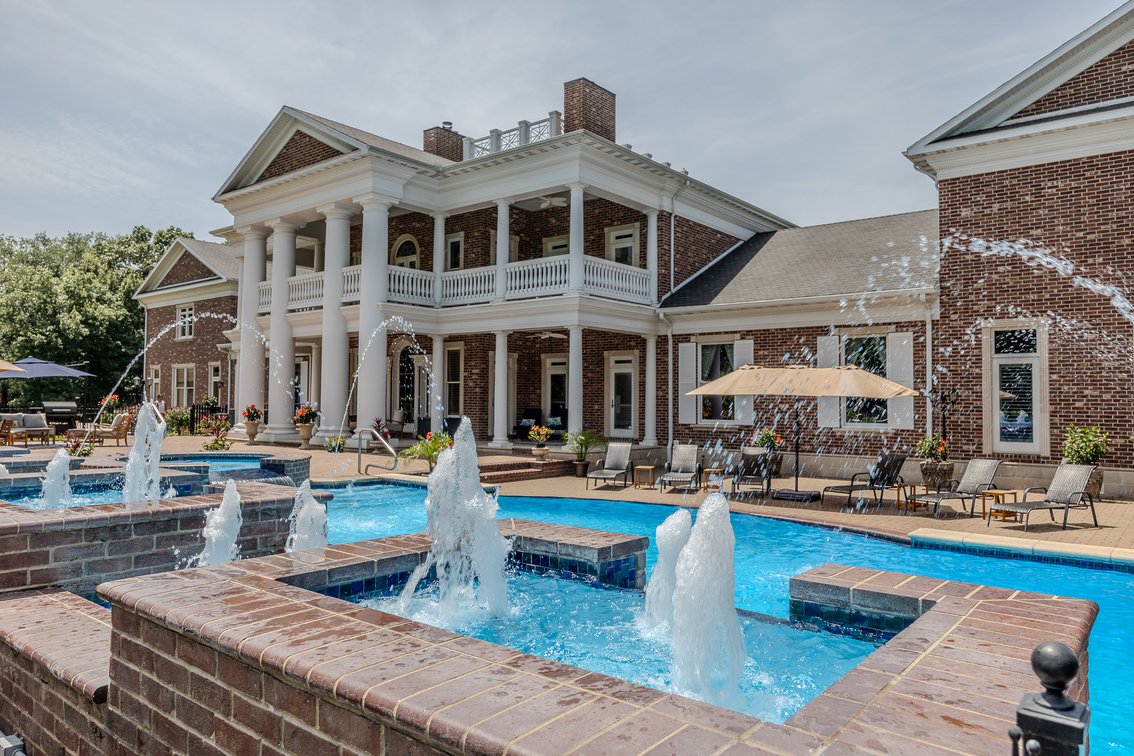 Image for Luxury Home on 6.96± acres  in Lebanon, Missouri