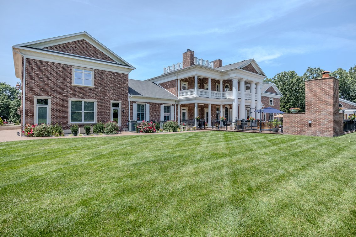 Image for Luxury Home on 6.96± acres  in Lebanon, Missouri