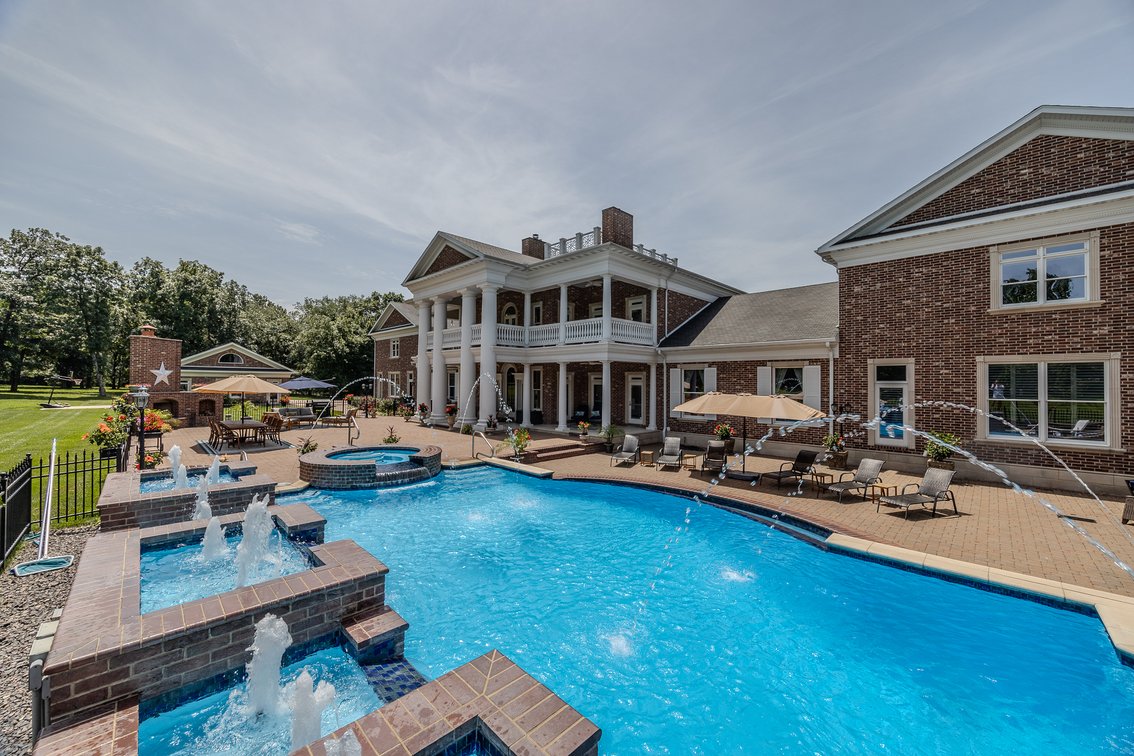 Image for Luxury Home on 6.96± acres  in Lebanon, Missouri
