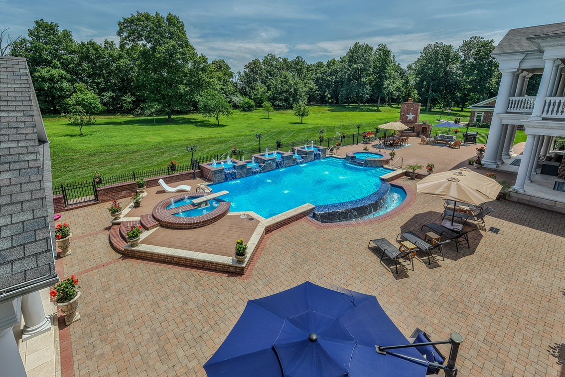 Image for Luxury Home on 6.96± acres  in Lebanon, Missouri