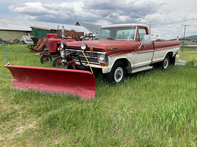 Sologub Ranch Living Estate Auction