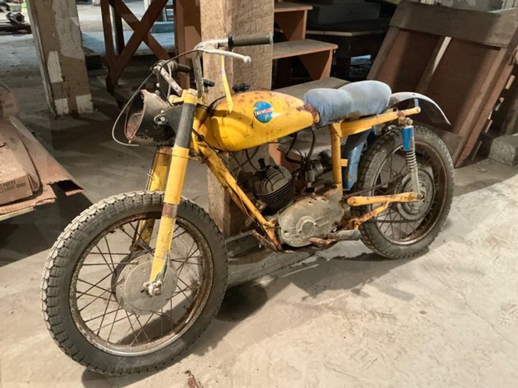 Image for Warehouse Clean-Out Auction: Estate & Storage Items