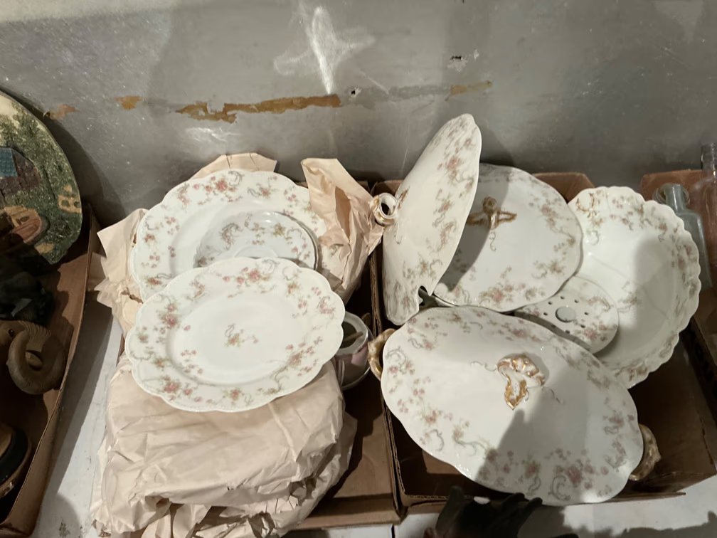 Image for Warehouse Clean-Out Auction - Part 2: Estate & Storage Items