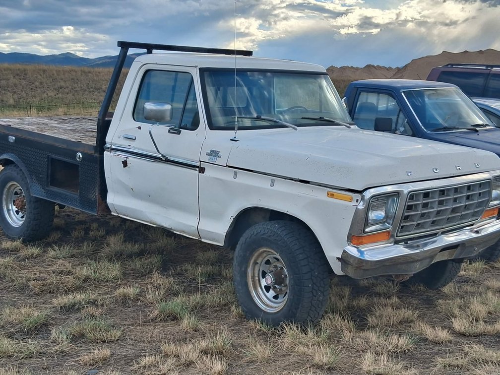 Image for Equipment, Vehicles and Tools Auction