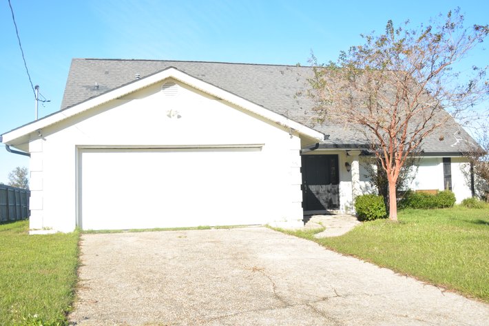 Image for BANKRUPTCY AUCTION - Waterfront Home - Slidell, Louisiana - Case No. 20-11986