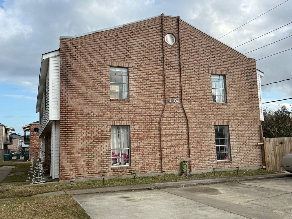 Image for SHORT NOTICE AUCTION-KENNER 4 PLEX-CHATEAU ESTATES NORTH
