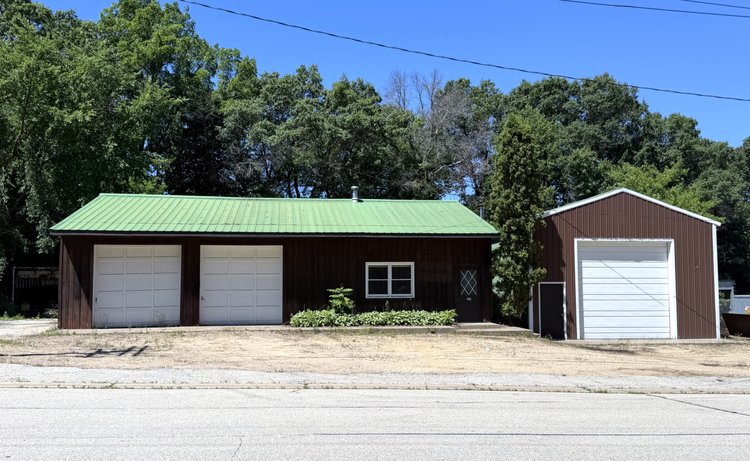 Image for Flexible Commercial Space for Contractors, Storage, or Service Businesses in Black River Falls - Jackson County, WI