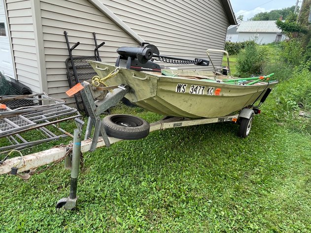 Image for Greg Repinski Estate - Large Collection of Traps & Sporting Goods, Collectibles & Household Items - Arcadia, WI