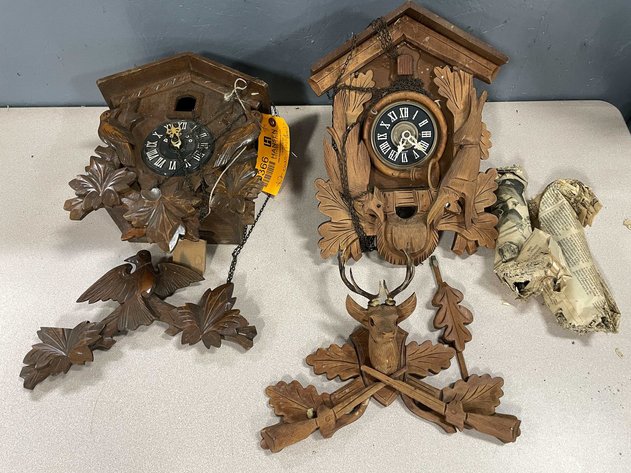 Image for 4 of 5 September 2026 Neon Lighted Beer Signs, Antiques, Collectibles, Tools & More - Neenah, WI
