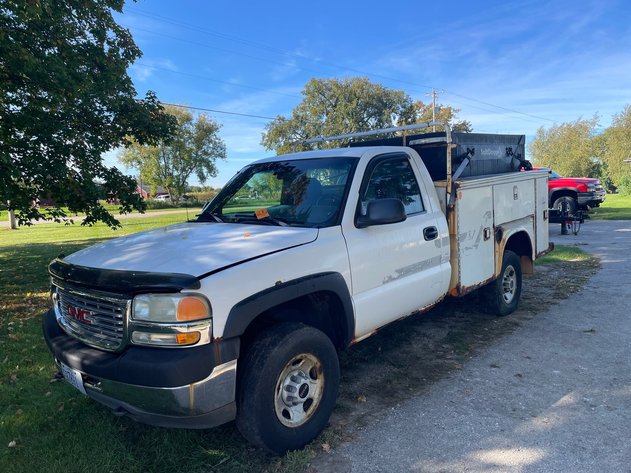 Image for Oconomowoc Landscape Supply & Garden Center Inventory Reduction Auction – Heavy Equipment, Landscaping Equipment, Trailers & More - Oconomowoc, WI