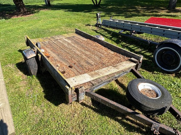 Image for Harry's Stuff - 1981 GMC Vandura, Beer Memorabilia, Antiques, Collectibles & Construction Material - Dodge, WI