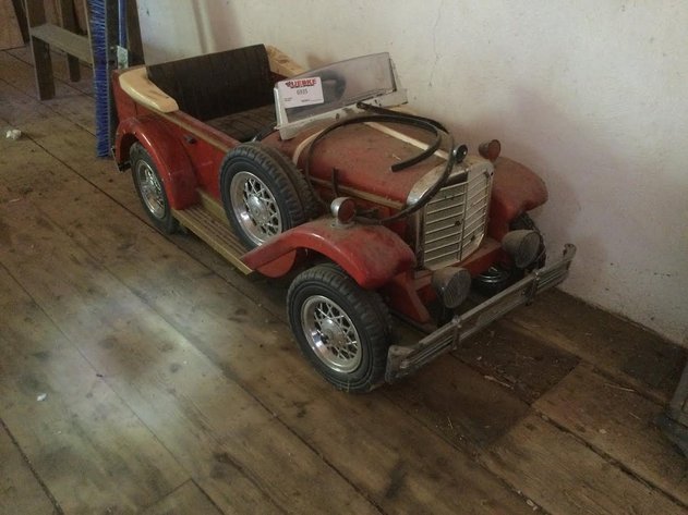 Image for 1 of 2 Luedke Auctions - 