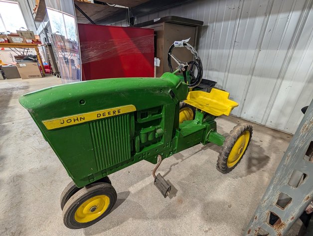 Image for 2 of 2 Bichler Auction Services - Fall Consignment Auction - Shop Tools, Antiques & Collectibles,  Religious Items & Estate of Father Guy & More - Belgium, WI