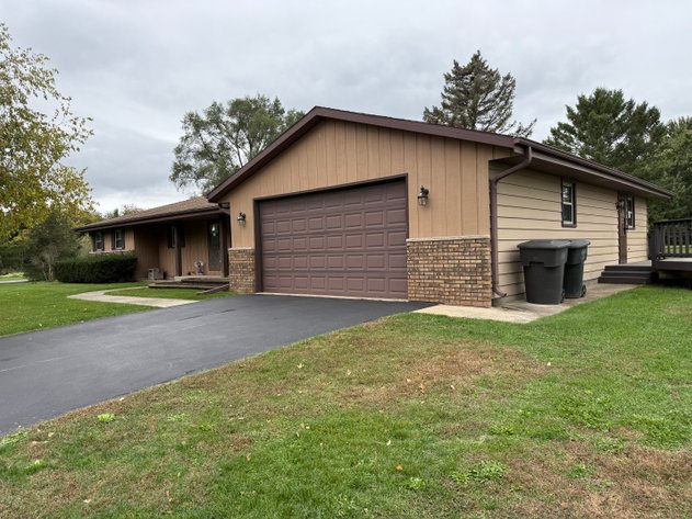 Image for Charming Ranch Home on 3± Acres in the Kettle Moraine School District Near Waukesha, WI - Waukesha County, WI