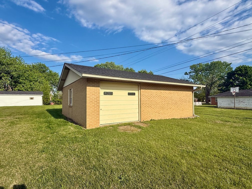 Image for 300 Third Street Auction