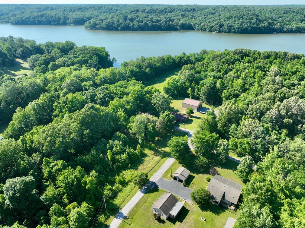 Image for 272 Major Wallace Rd. Auction