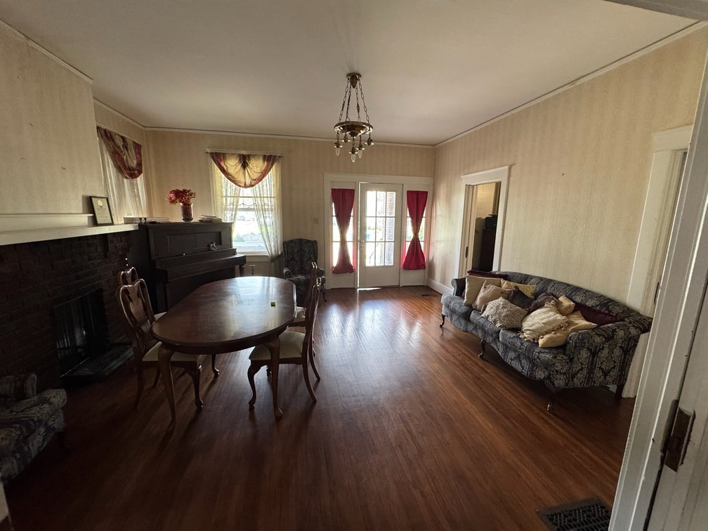 Image for 144 Main Street Auction