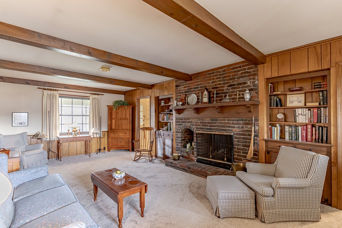 Image for Absolute Estate Auction in The City of Hurstbourne - Real Estate