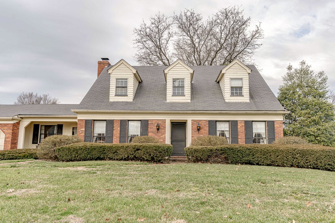Image for Absolute Estate Auction in The City of Hurstbourne - Real Estate