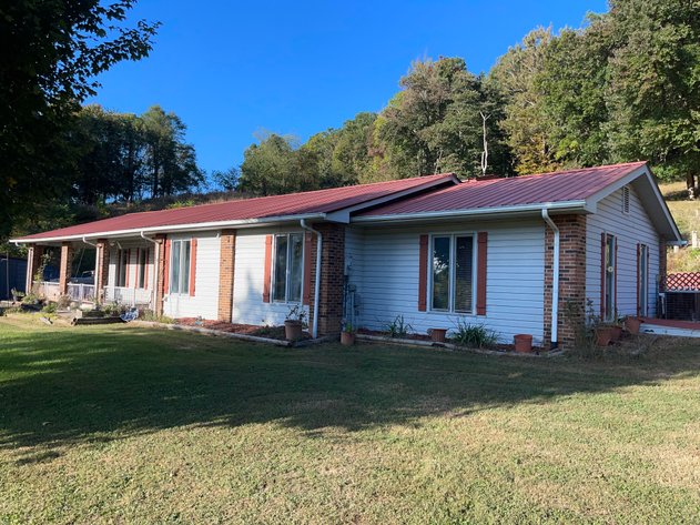 Image for House & 9.49 Acres (±) Smyth County VA - Joining National Forest