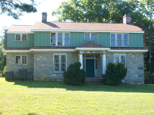 Image for A 3,004' HOUSE ON 2.4563 ACRES - BERRYVILLE - CLARKE COUNTY - LIVE & ONLINE