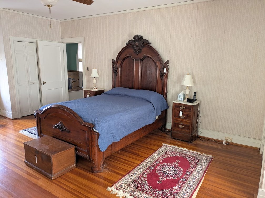 Image for Historic 1913 Dutch Colonial on 2 Acres • For Sale