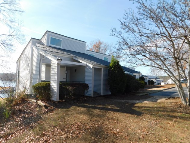 Image for Lakeview Townhomes in Fairfield Plantation