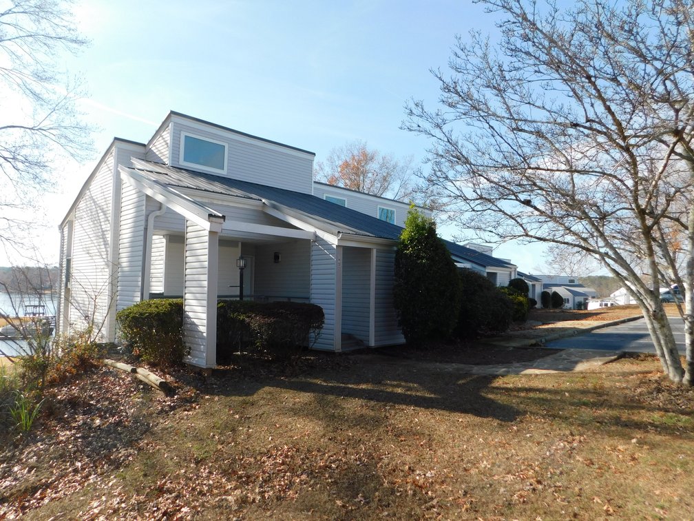 Image for Lakeview Townhomes in Fairfield Plantation