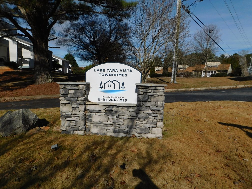 Image for Lakeview Townhomes in Fairfield Plantation