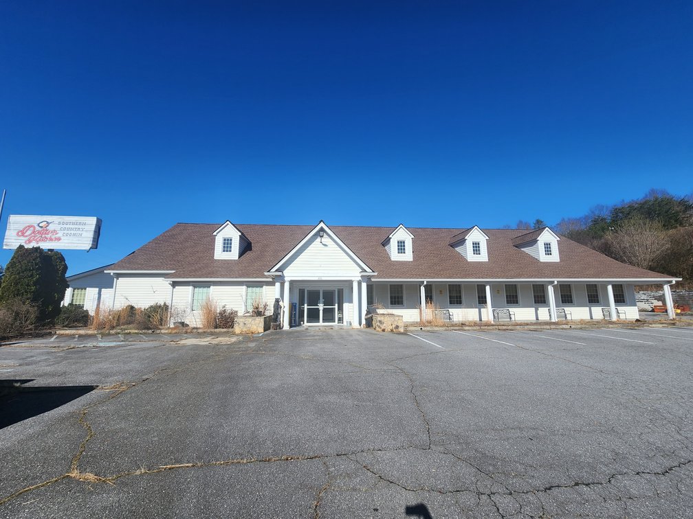 Image for Former Daniels Steakhouse Restaurant in North Georgia