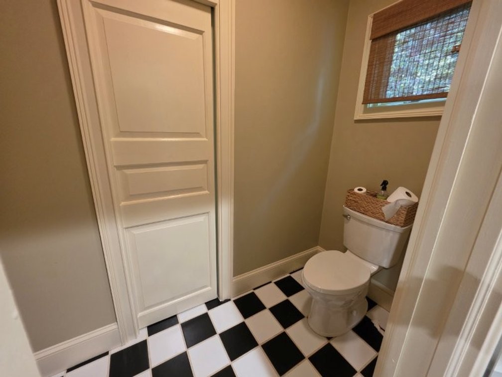 Image for Lake Burton Foreclosure Auction