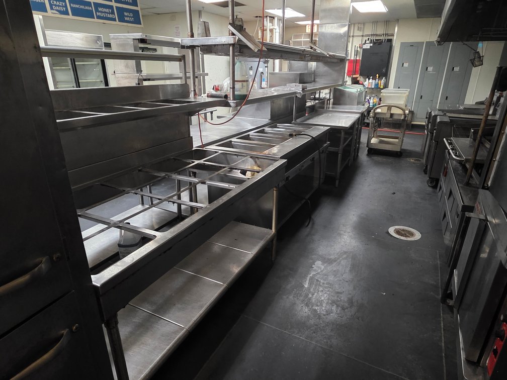 Image for Bank Ordered Auction of Wild Wing Cafe' in Snellville, GA