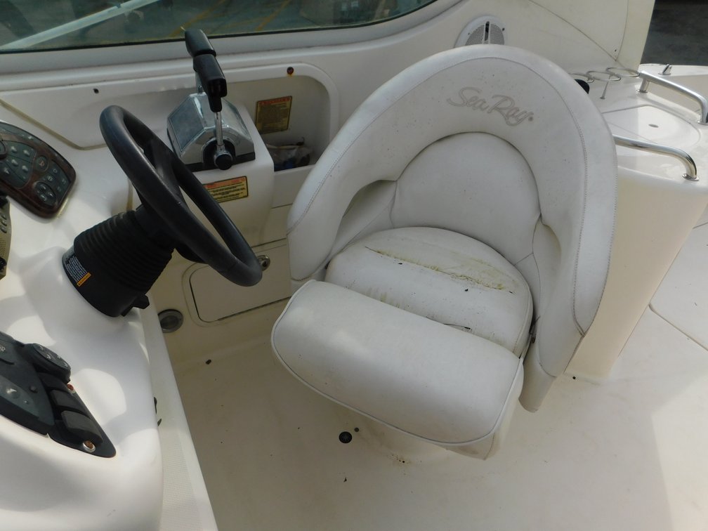 Image for 2001 Sea Ray Sundancer w/ 2024 Tarp Trailer