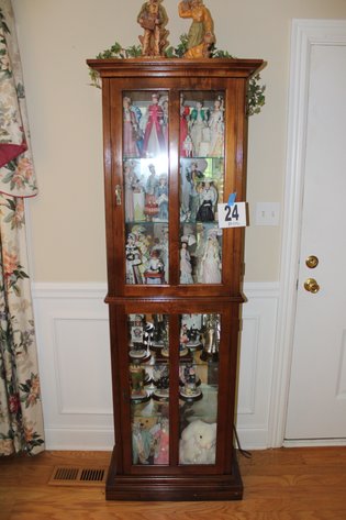 Image for Estate of Jean R Arnette Online Auction