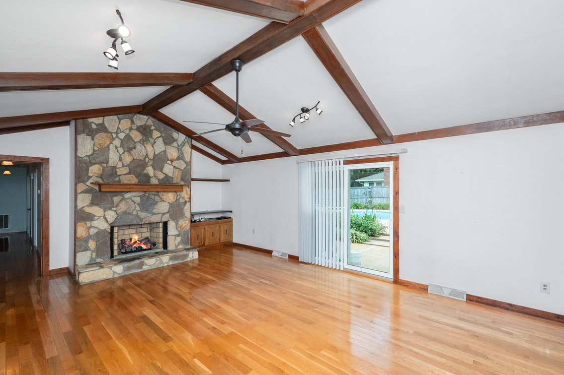 Image for Real Estate Auction: 302 Stonehaven Drive, Anderson, SC