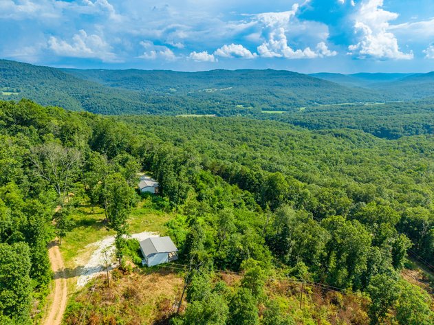 BUFFALO RIVER VALLEY CABINS ONLINE ONLY AUCTION | JASPER, AR