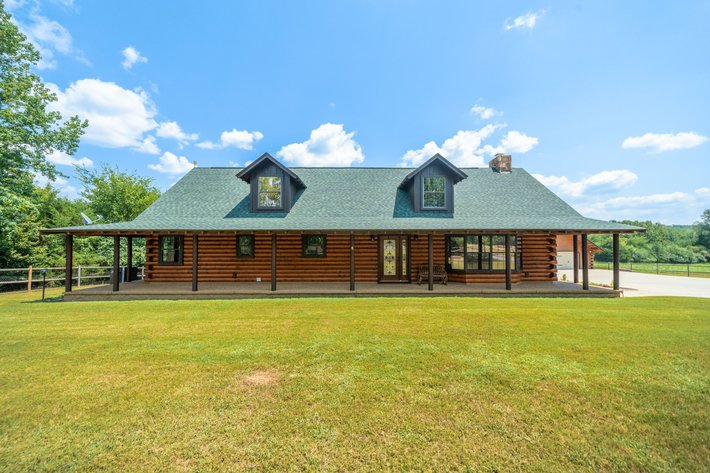 BRADY MOUNTAIN NO RESERVE LUXURY LOG HOME & LAND AUCTION | ROYAL, AR