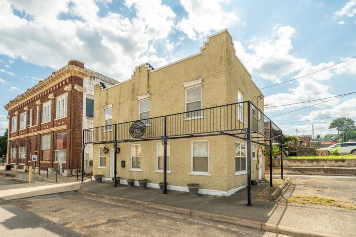 DOWNTOWN HEBER SPRINGS BUILDING AUCTION | HEBER SPRINGS, AR