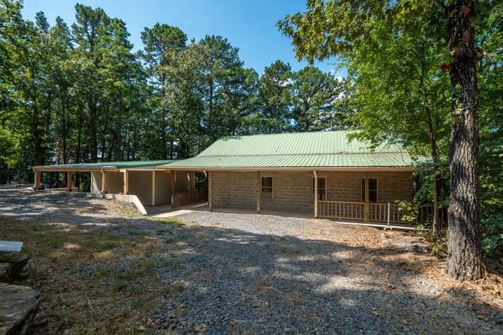 GREERS FERRY LAKEFRONT HOME AUCTION | HIGDEN, AR