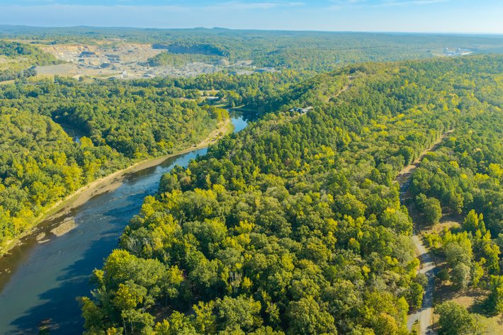 OUACHITA RIVERFRONT HOME AUCTION | MALVERN, AR