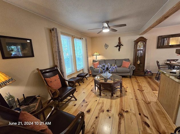 NO RESERVE FAIRFIELD BAY HOME AUCTION | FAIRFIELD BAY, AR