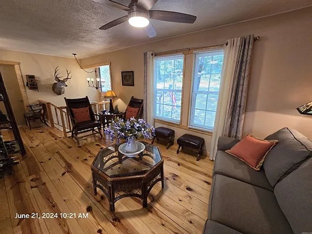 NO RESERVE FAIRFIELD BAY HOME AUCTION | FAIRFIELD BAY, AR