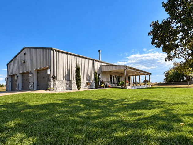 LIGHTNING F LAND & CATTLE NO RESERVE FARM AUCTION | ENOLA, AR