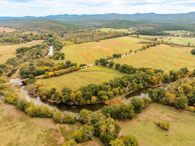 350± ACRE SCOTT COUNTY NO RESERVE RIVERFRONT LAND AUCTION | PARKS, AR
