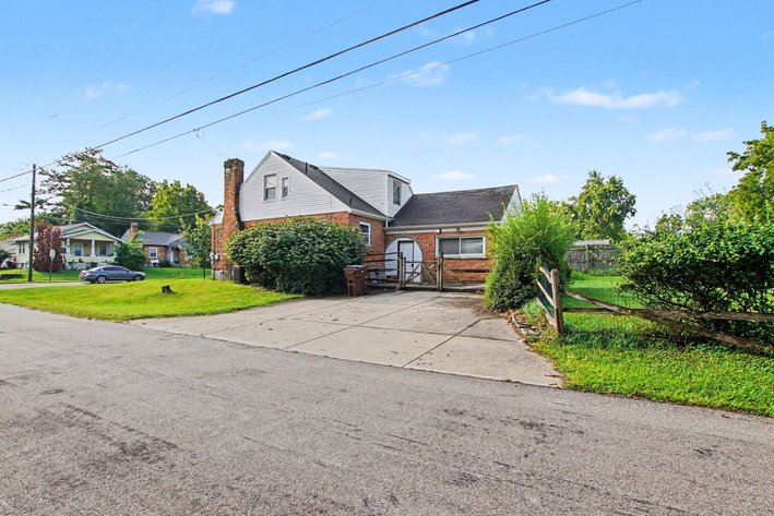 Image for 8317 Lake Ave, Deer Park, OH 45236
