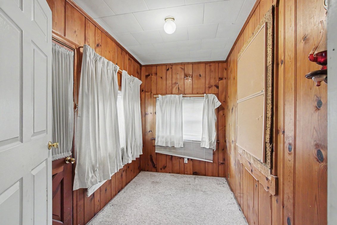 Image for 8317 Lake Ave, Deer Park, OH 45236